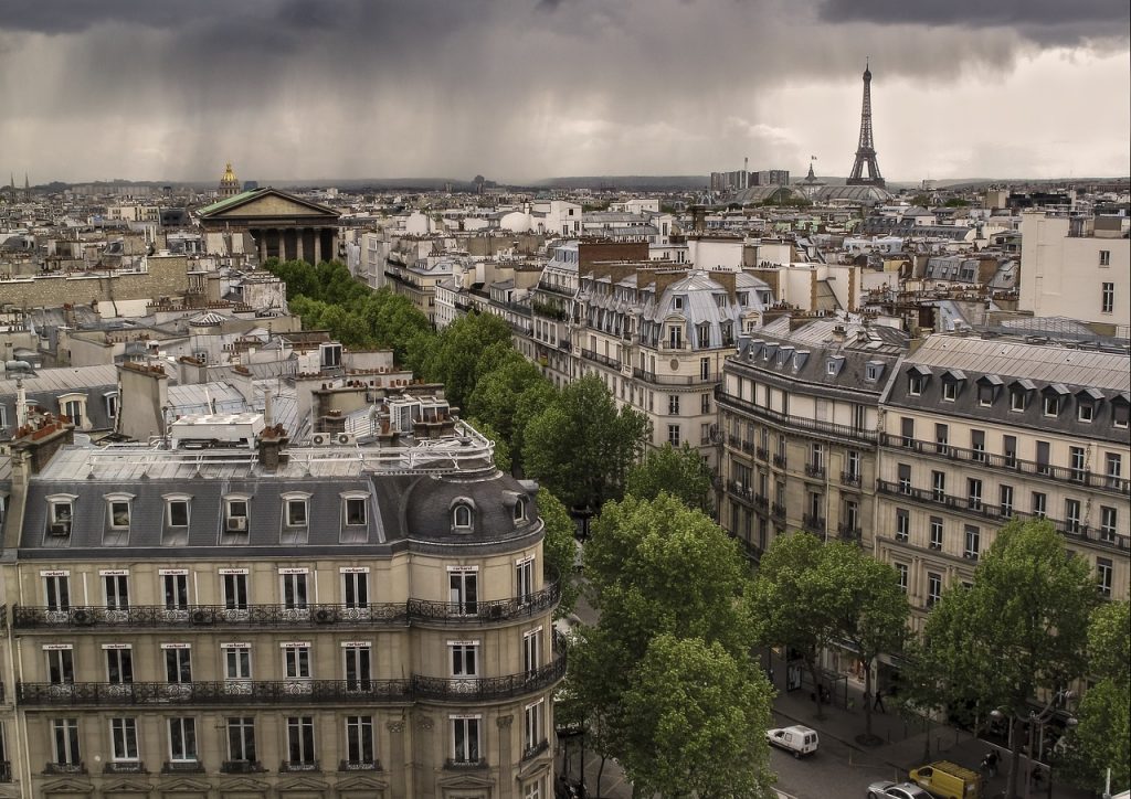 Faire du baby-sitting à Paris